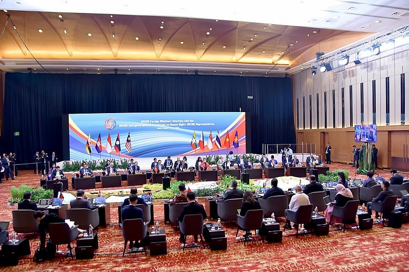 An overview of the ASEAN foreign ministers' interface with the ASEAN Intergovernmental Commission on Human Rights (AICHR) in Kuala Lumpur (Photo: Ministry of Foreign Affairs) An overview of the ASEAN foreign ministers' interface with the ASEAN Intergovernmental Commission on Human Rights (AICHR) in Kuala Lumpur (Photo: Ministry of Foreign Affairs)