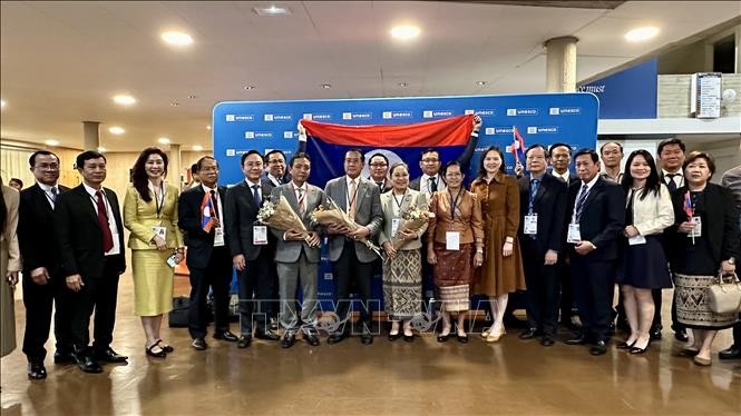 Di sản thế giới liên biên giới đầu tiên minh chứng cho tình hữu nghị Việt – Lào Di sản thế giới liên biên giới đầu tiên minh chứng cho tình hữu nghị Việt – Lào
