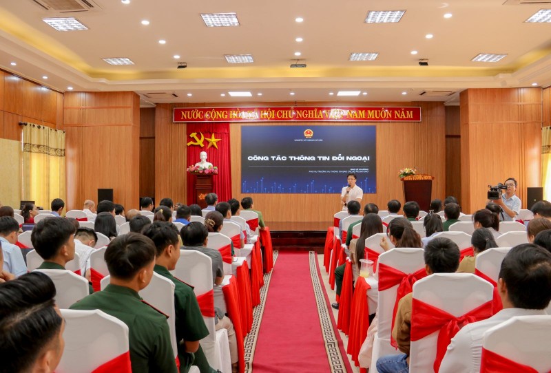 Quảng Ngãi tập huấn công tác thông tin đối ngoại và truyền thông chính sách năm 2025 Quảng Ngãi tập huấn công tác thông tin đối ngoại và truyền thông chính sách năm 2025