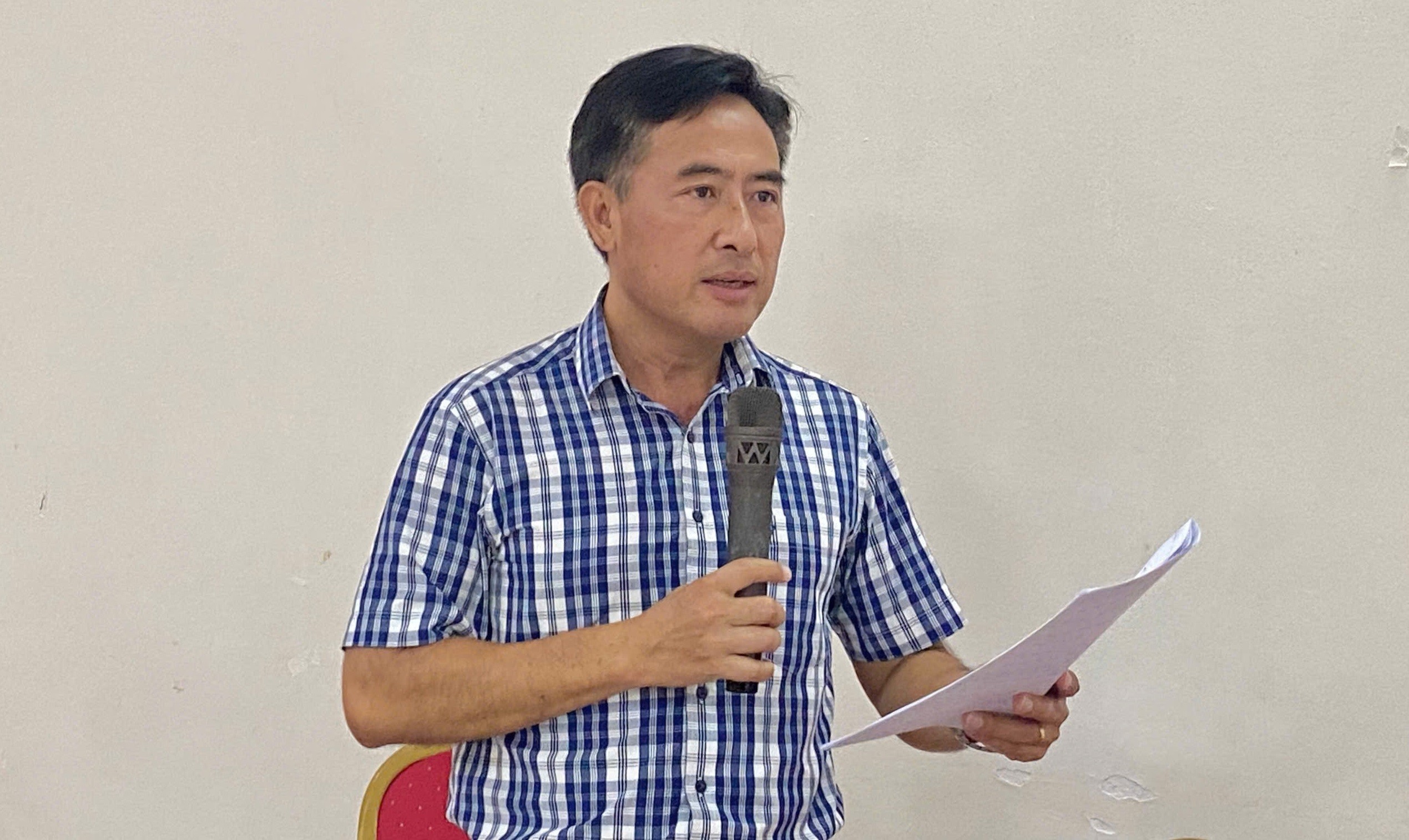 Ông Phạm Quang Tú, Phó Giám đốc Quốc gia Oxfam tại Việt Nam phát biểu tại Hội thảo tổng kết Dự án khắc phục hậu quả bão Yagi do Oxfam viện trợ, ngày 30/7/2025. (Ảnh: Oxfam) Ông Phạm Quang Tú, Phó Giám đốc Quốc gia Oxfam tại Việt Nam phát biểu tại Hội thảo tổng kết Dự án khắc phục hậu quả bão Yagi do Oxfam viện trợ, ngày 30/7/2025. (Ảnh: Oxfam)