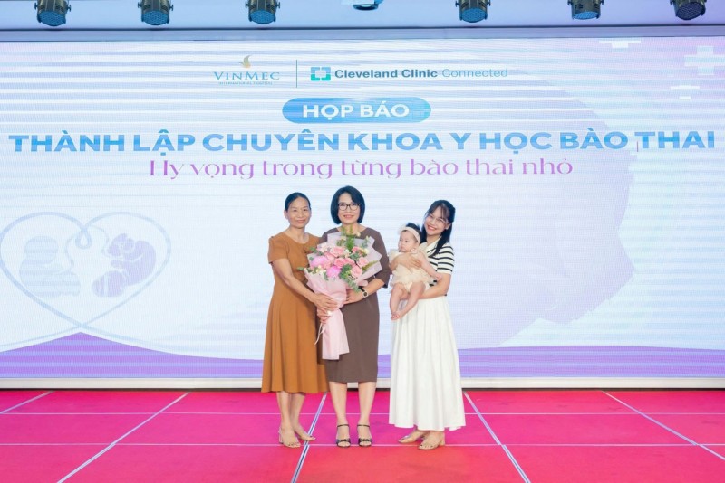 VINMEC ra mắt Chuyên khoa Y học Bào thai: Bước ngoặt trong điều trị trước sinh tại Việt Nam VINMEC ra mắt Chuyên khoa Y học Bào thai: Bước ngoặt trong điều trị trước sinh tại Việt Nam