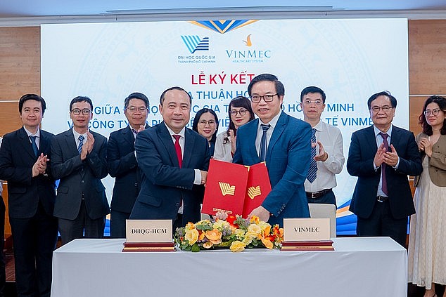 Vinmec và Đại học Quốc gia TP.HCM hợp tác chiến lược: Hợp lực phát triển nhân lực y tế chất lượng cao Vinmec và Đại học Quốc gia TP.HCM hợp tác chiến lược: Hợp lực phát triển nhân lực y tế chất lượng cao