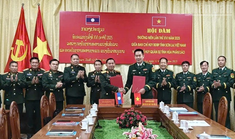 Ban Chỉ huy Bộ đội Biên phòng tỉnh Sơn La và Bộ Chỉ huy Quân sự tỉnh Huaphanh ký kết biên bản ghi nhớ. Ban Chỉ huy Bộ đội Biên phòng tỉnh Sơn La và Bộ Chỉ huy Quân sự tỉnh Huaphanh ký kết biên bản ghi nhớ.