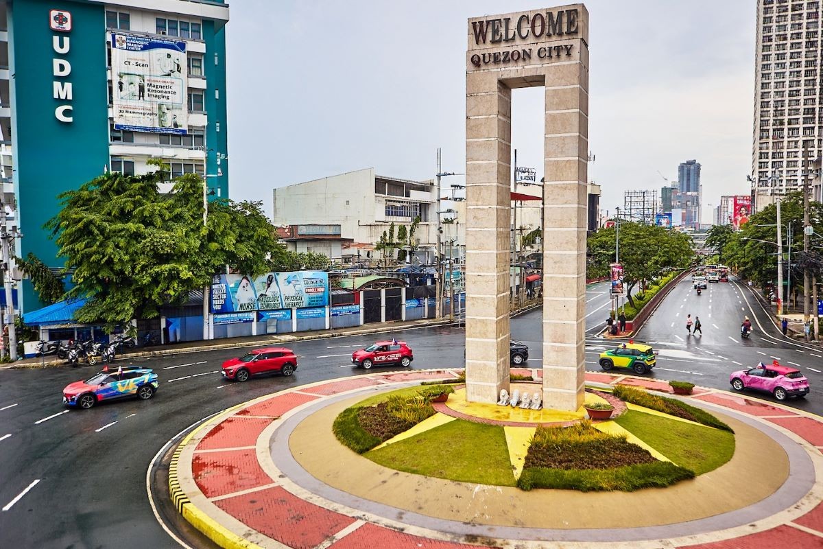 Ngắm hình ảnh lung linh của dàn xe điện VinFast trên đường phố Philippines Ngắm hình ảnh lung linh của dàn xe điện VinFast trên đường phố Philippines
