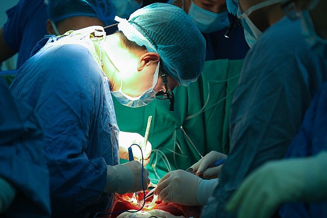 Vietnam Leaves Imprint on Global Stage with Simultaneous Heart-lung Transplant Vietnam Leaves Imprint on Global Stage with Simultaneous Heart-lung Transplant