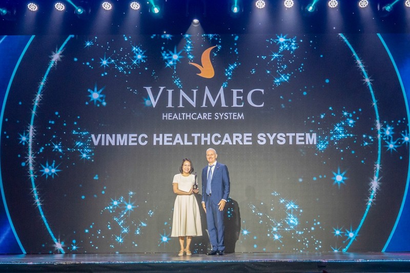 Đại diện Hệ thống Y tế Vinmec nhận giải thưởng Nơi làm việc tốt nhất châu Á tại Lễ trao giải HR Asia Awards 2025 Đại diện Hệ thống Y tế Vinmec nhận giải thưởng Nơi làm việc tốt nhất châu Á tại Lễ trao giải HR Asia Awards 2025