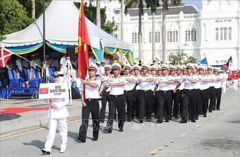 Hải quân Việt Nam tham gia diễu binh hữu nghị tại Malaysia