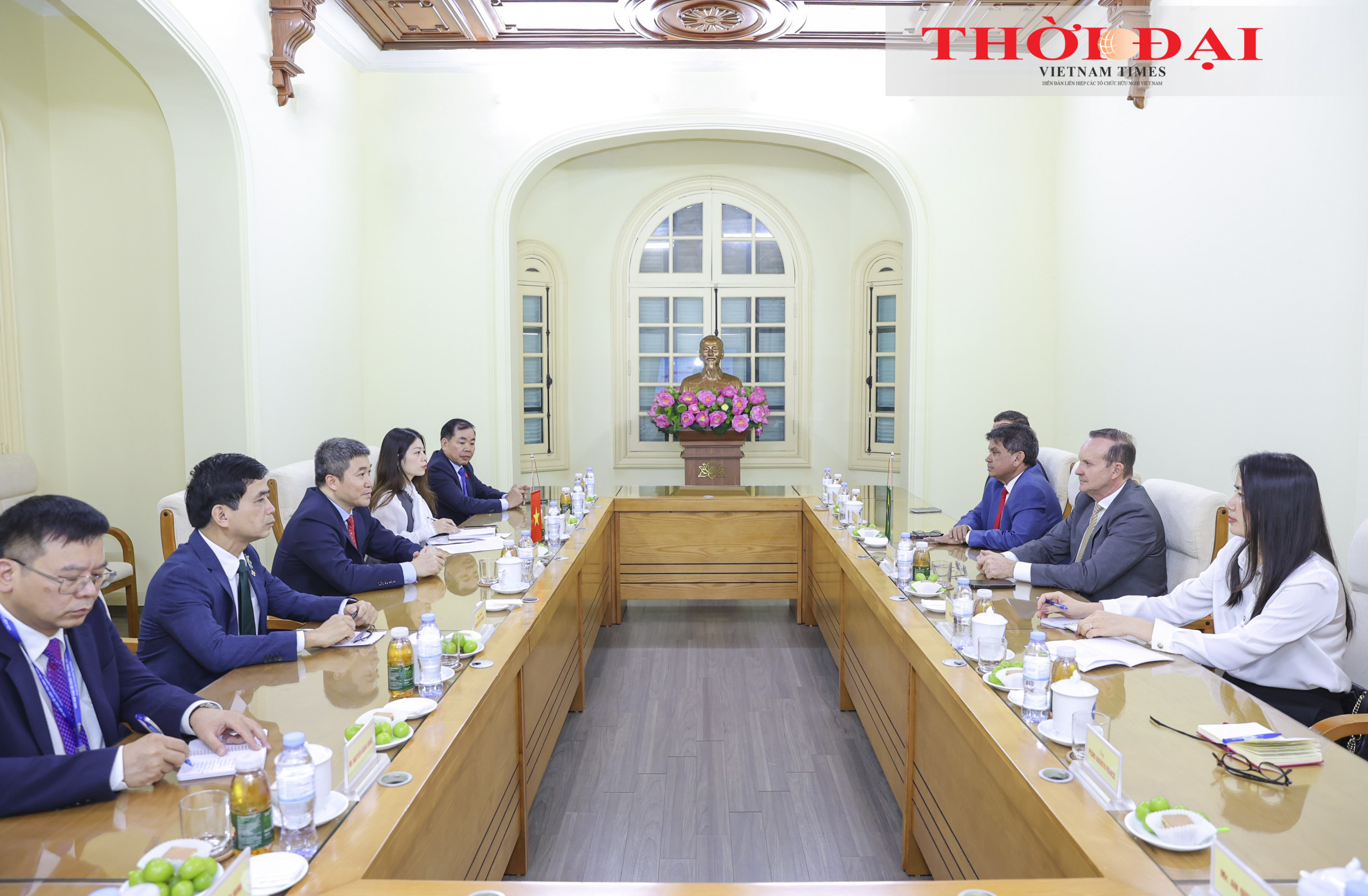 Chủ tịch Liên hiệp các tổ chức hữu nghị Việt Nam Phan Anh Sơn đã tiếp Đoàn Nhóm Nghị sĩ hữu nghị Brazil - Việt Nam Chủ tịch Liên hiệp các tổ chức hữu nghị Việt Nam Phan Anh Sơn đã tiếp Đoàn Nhóm Nghị sĩ hữu nghị Brazil - Việt Nam
