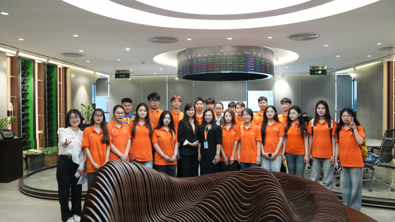 Hoạt động kết hợp giáo dục cùng Trường Cao đẳng FPT Polytechnic Hoạt động kết hợp giáo dục cùng Trường Cao đẳng FPT Polytechnic