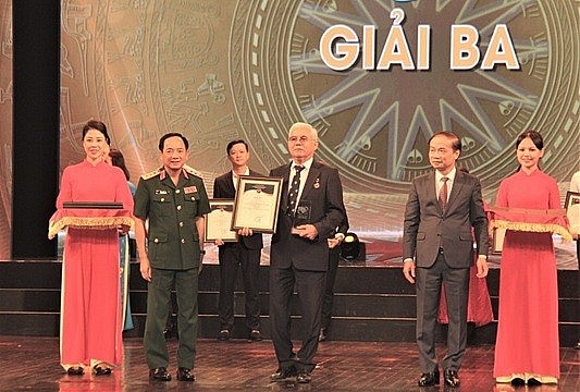 Story of Vietnam in Alisher Mukhamedov's Heart Story of Vietnam in Alisher Mukhamedov's Heart