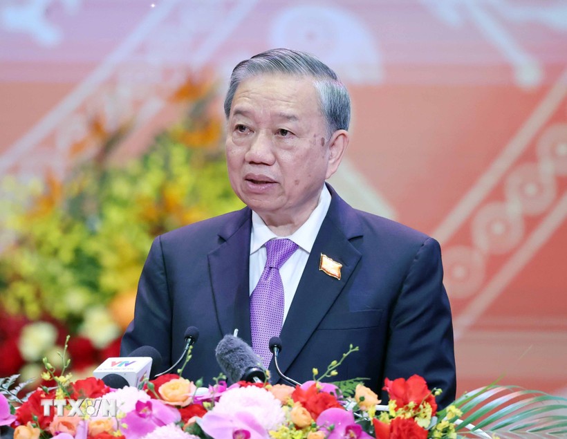 Thư chúc mừng của Tổng Bí thư nhân dịp Kỷ niệm 80 năm Ngày thành lập ngành ngoại giao Thư chúc mừng của Tổng Bí thư nhân dịp Kỷ niệm 80 năm Ngày thành lập ngành ngoại giao