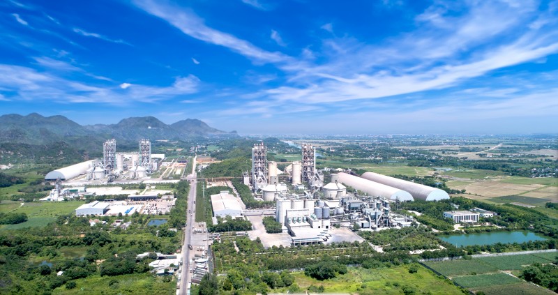 Toàn cảnh nhà máy Xi măng Long Sơn tại Phường Bỉm Sơn tỉnh Thanh Hóa Toàn cảnh nhà máy Xi măng Long Sơn tại Phường Bỉm Sơn tỉnh Thanh Hóa