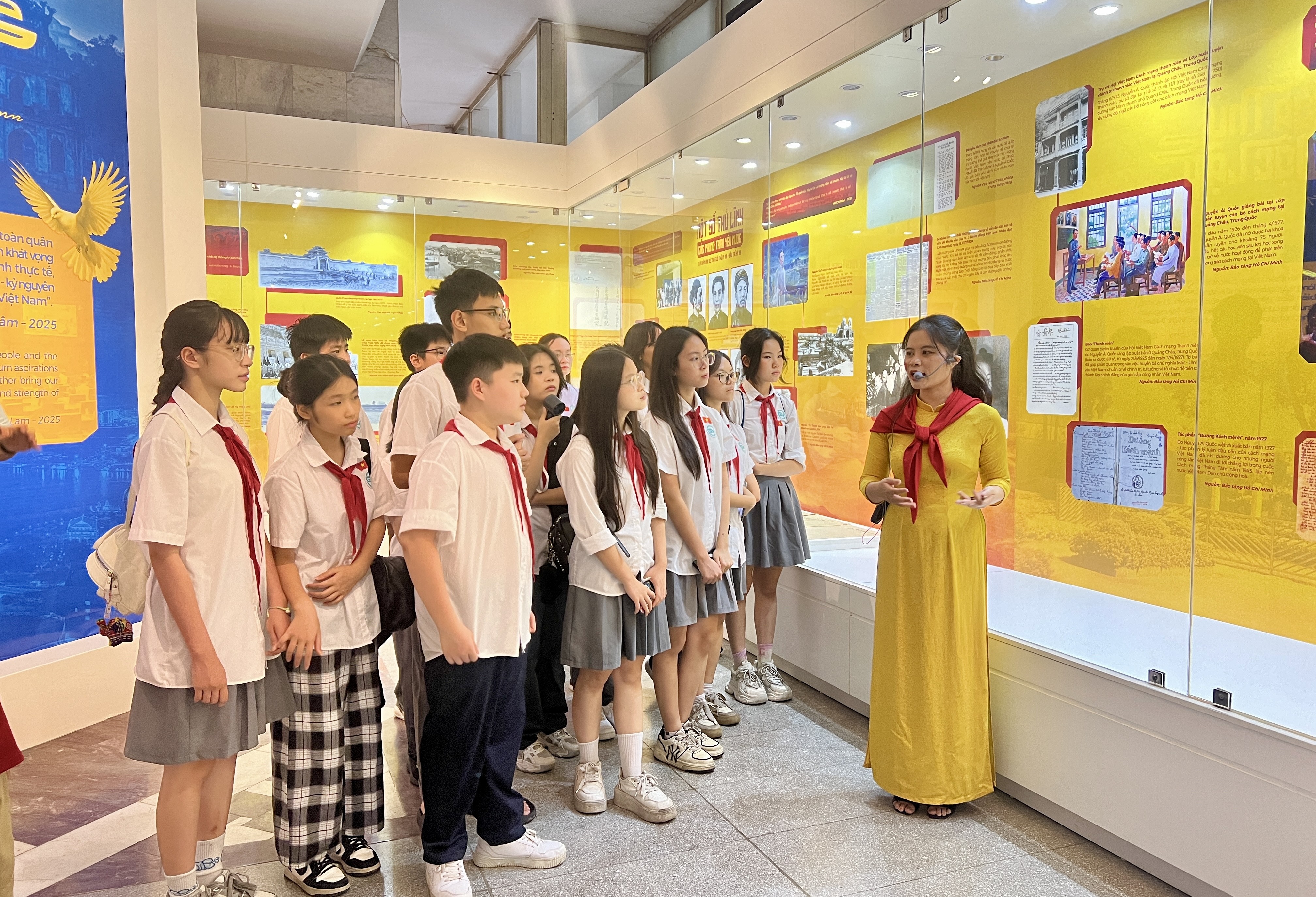 “Mùa thu Độc lập”: Lần đầu tiên giới thiệu những hiện vật quý của Chủ tịch Hồ Chí Minh “Mùa thu Độc lập” - Lần đầu tiên giới thiệu những hiện vật quý của Chủ tịch Hồ Chí Minh