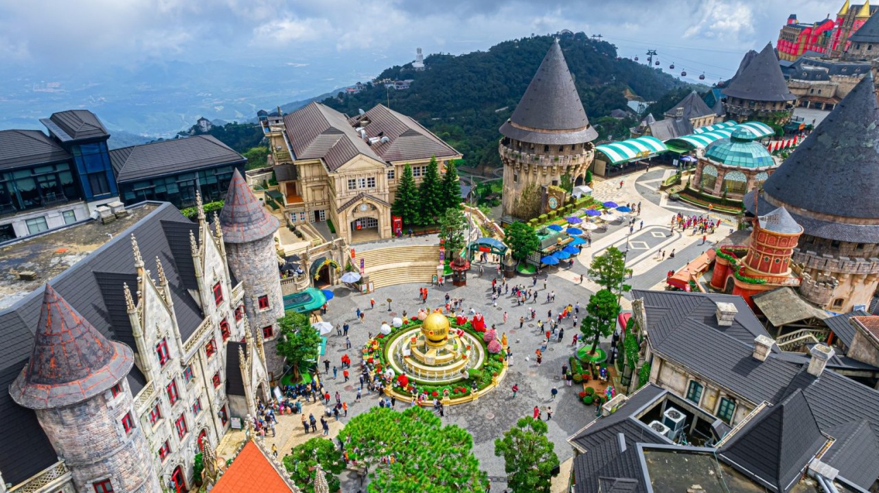 Da Nang boosts efforts to attract tourists at year-end Da Nang boosts efforts to attract tourists at year-end