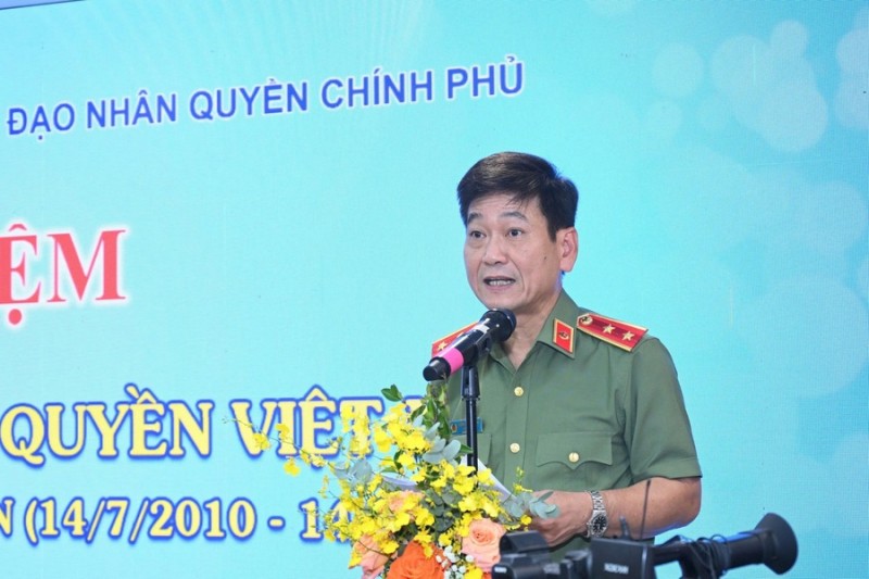Tạp chí Nhân quyền cần có một diện mạo mới và trưởng thành hơn trong kỷ nguyên mới Tạp chí Nhân quyền cần có một diện mạo mới và trưởng thành hơn trong kỷ nguyên mới