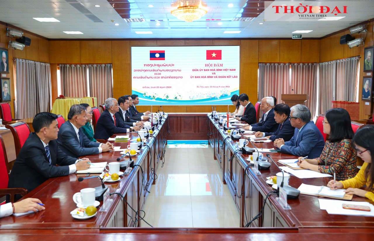 Lao Vice Chairman of National Assembly: Vietnam’s 80-Year Achievements Are Source of Encouragement for Lao People Lao Vice Chairman of National Assembly: Vietnam’s 80-Year Achievements Are Source of Encouragement for Lao People