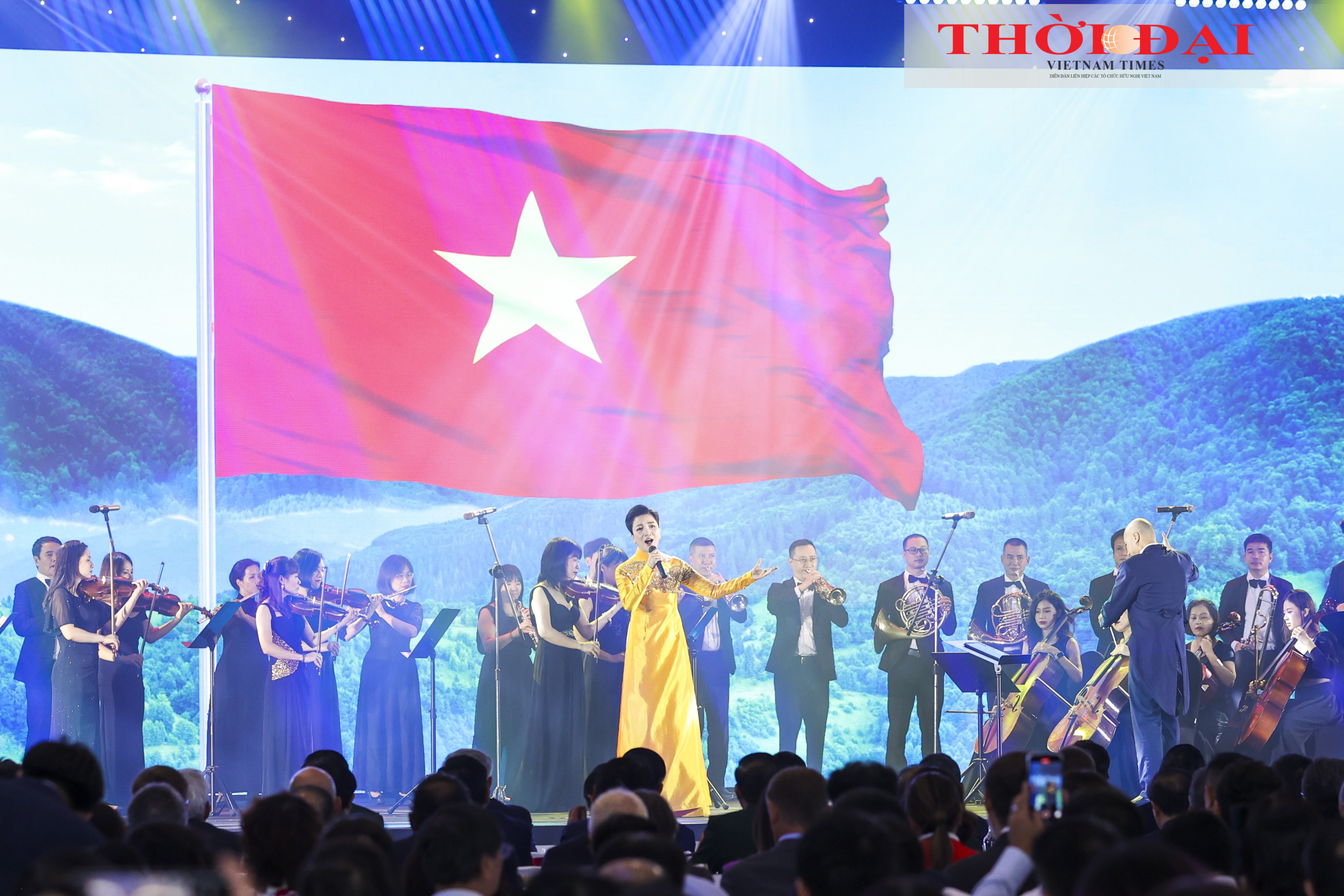 Khai mạc Triển lãm thành tựu đất nước: Hành trình từ độc lập dân tộc đến khát vọng phồn vinh Khai mạc Triển lãm thành tựu đất nước: Hành trình từ độc lập dân tộc đến khát vọng phồn vinh
