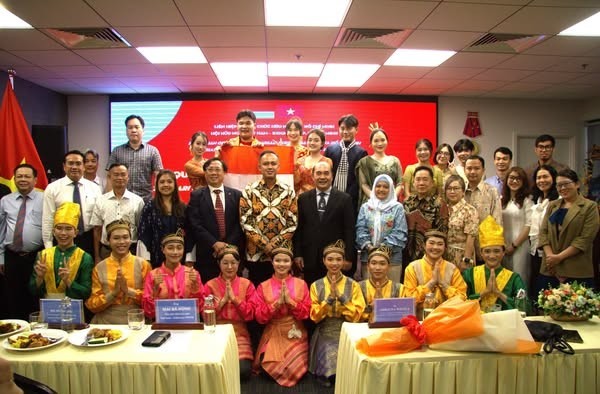 Strengthening Vietnam - Indonesia Ties Strengthening Vietnam - Indonesia Ties