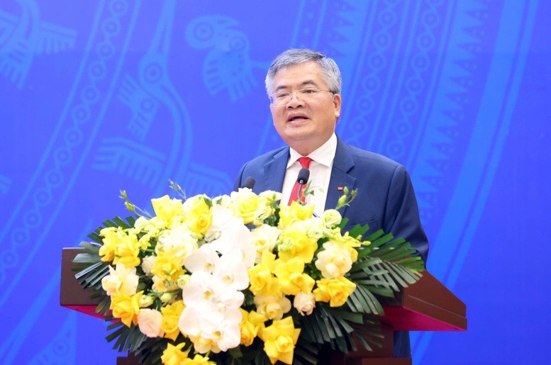 Phó Chủ nhiệm Văn phòng Chủ tịch nước Cấn Đình Tài phát biểu - Ảnh VGP/ Phó Chủ nhiệm Văn phòng Chủ tịch nước Cấn Đình Tài phát biểu - Ảnh VGP/