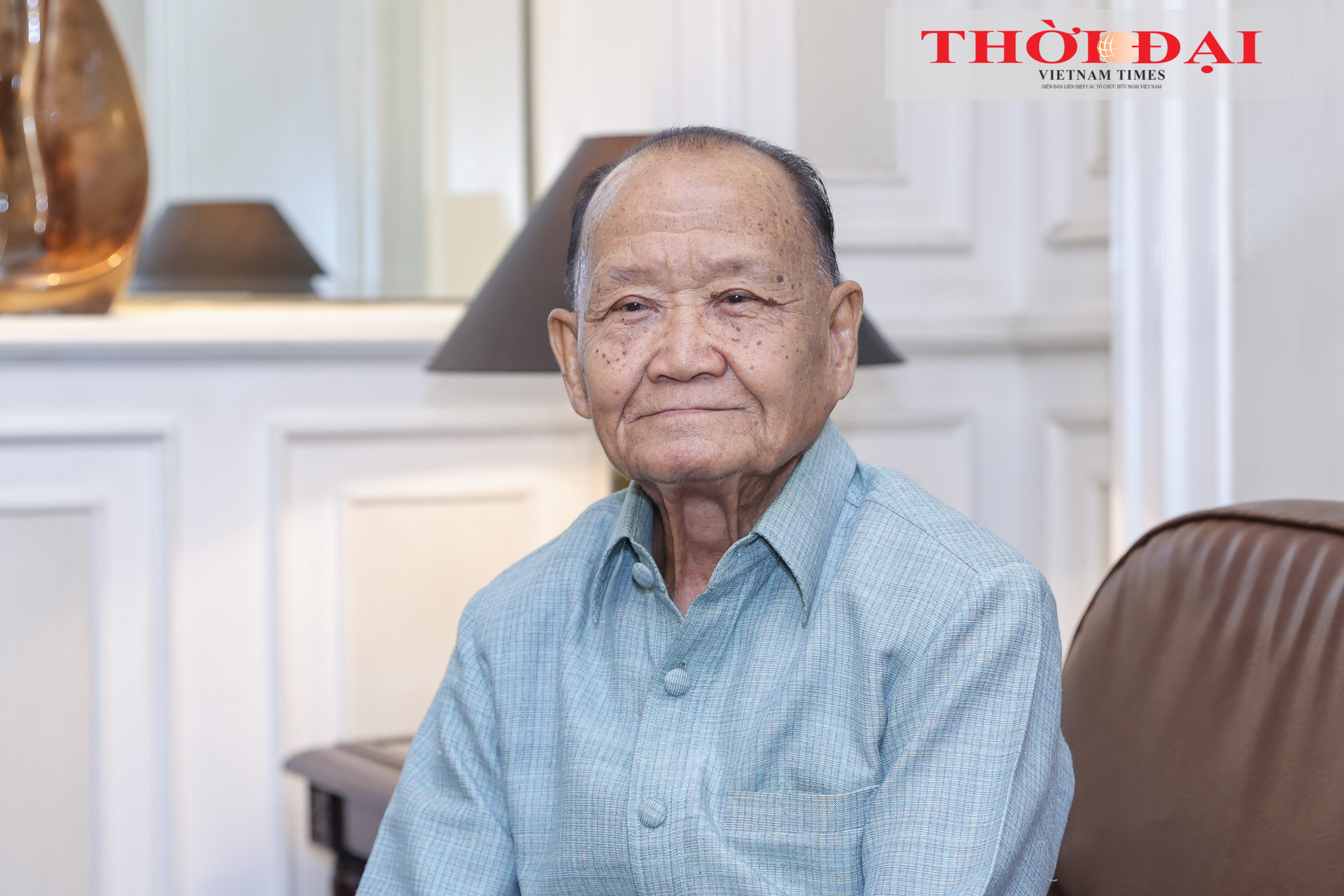 Thiếu tướng Somphone Keomixay, nguyên Chủ tịch Hội Cựu chiến binh quốc gia Lào. (Ảnh: Đinh Hòa) Thiếu tướng Somphone Keomixay, nguyên Chủ tịch Hội Cựu chiến binh quốc gia Lào. (Ảnh: Đinh Hòa)