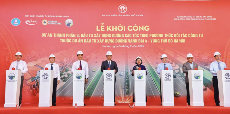 Các đại biểu thực hiện nghi thức khởi công Dự án thành phần 3: đầu tư xây dựng tuyến cao tốc theo phương thức đối tác công tư (PPP) thuộc dự án Vành đai 4 - Vùng Thủ đô Hà Nội. (Ảnh: T.L) Các đại biểu thực hiện nghi thức khởi công Dự án thành phần 3: đầu tư xây dựng tuyến cao tốc theo phương thức đối tác công tư (PPP) thuộc dự án Vành đai 4 - Vùng Thủ đô Hà Nội. (Ảnh: T.L)