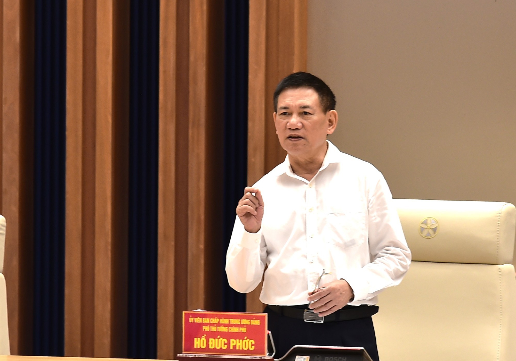 Phó Thủ tướng Hồ Đức Phớc chỉ đạo tại buổi làm việc. (Ảnh: Báo Chính phủ) Phó Thủ tướng Hồ Đức Phớc chỉ đạo tại buổi làm việc. (Ảnh: Báo Chính phủ)