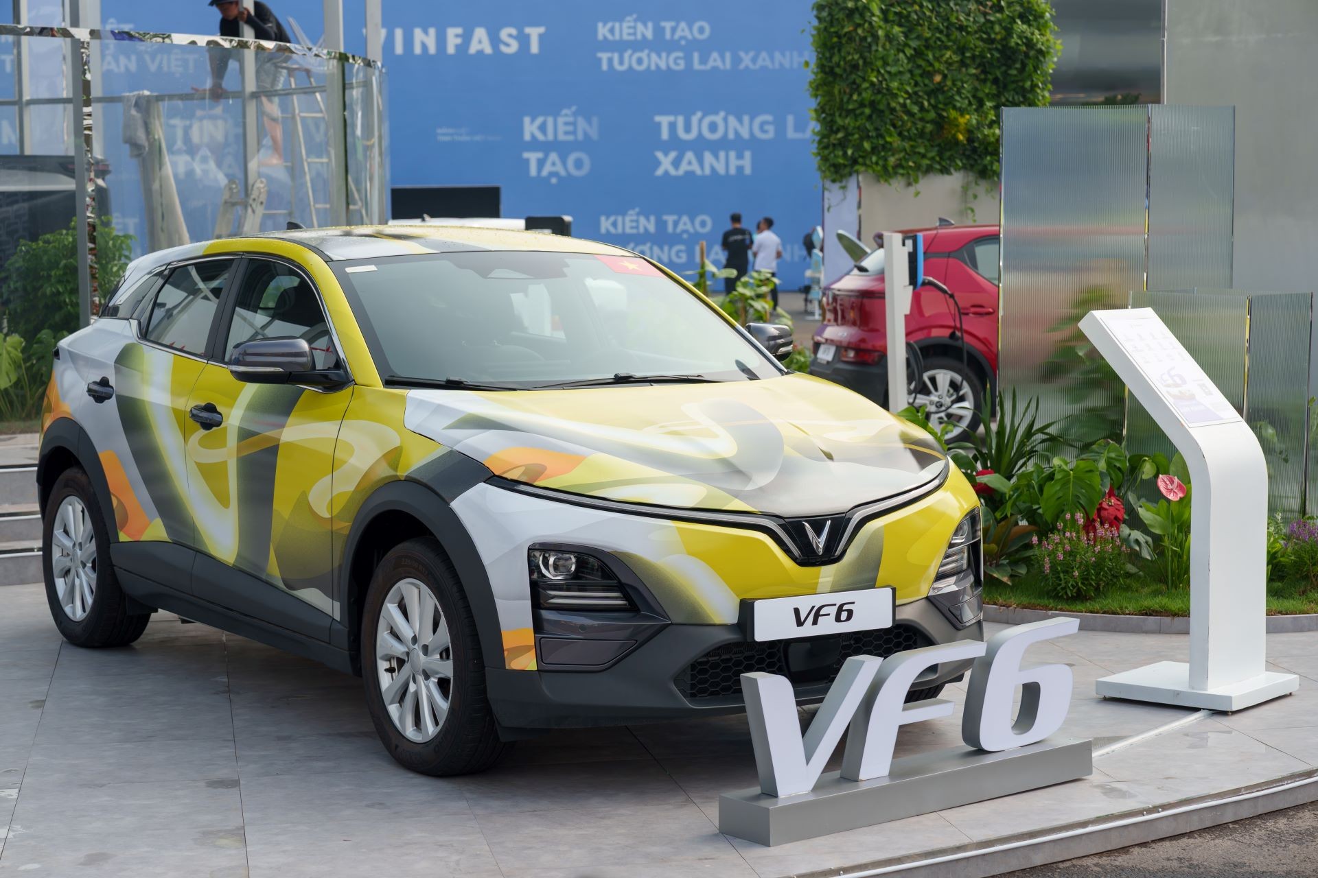 VinFast VF 6: SUV điện “vượt chuẩn” trong phân khúc B-SUV VinFast VF 6: SUV điện “vượt chuẩn” trong phân khúc B-SUV