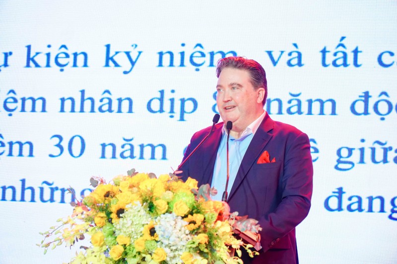 Thắt chặt quan hệ Việt Nam - Hoa Kỳ qua chương trình giao lưu hữu nghị tại Cần Thơ Thắt chặt quan hệ Việt Nam - Hoa Kỳ qua chương trình giao lưu hữu nghị tại Cần Thơ