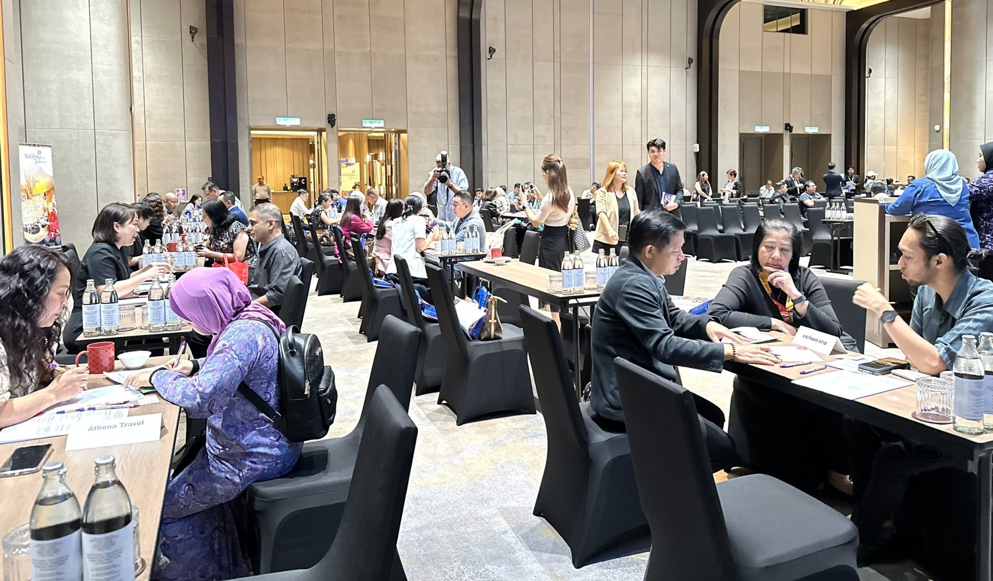 Còn nhiều dư địa hợp tác phát triển du lịch giữa Việt Nam và Malaysia Còn nhiều dư địa hợp tác phát triển du lịch giữa Việt Nam và Malaysia