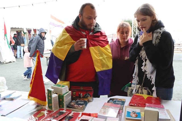 Belgium: Vietnamese Booth Leaves a Strong Impression at ManiFiesta Festival 2025 Belgium: Vietnamese Booth Leaves Strong Impression at ManiFiesta Festival 2025