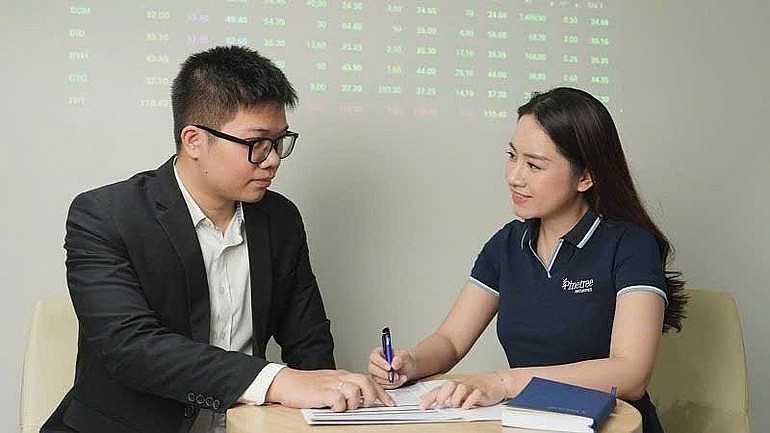 Decree 245/2025/ND-CP opens doors for international capital to enter Vietnam’s securities market. (Photo: Nhan Dan) Decree 245/2025/ND-CP opens doors for international capital to enter Vietnam’s securities market. (Photo: Nhan Dan)