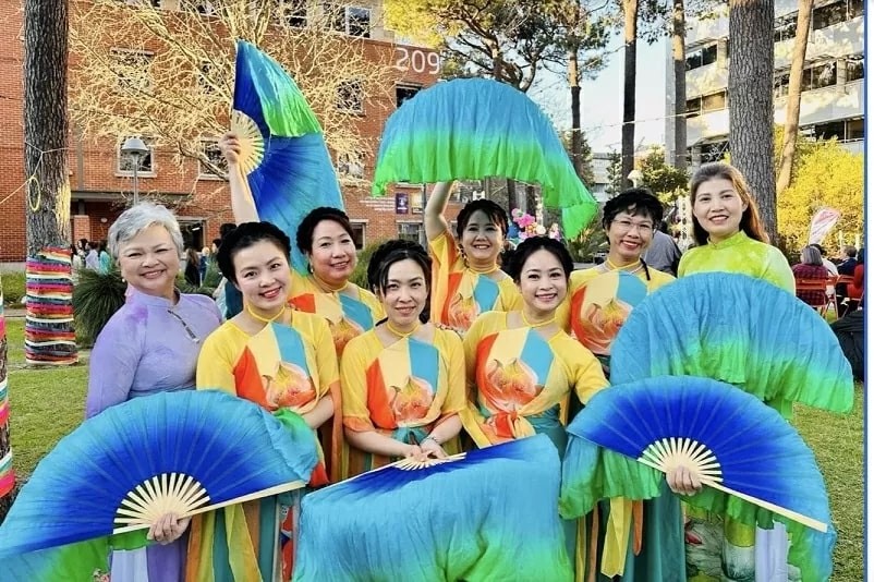 Youthful Spirit of Vietnamese Students Shines at Curtin, Western Australia Youthful Spirit of Vietnamese Students Shines at Curtin, Western Australia