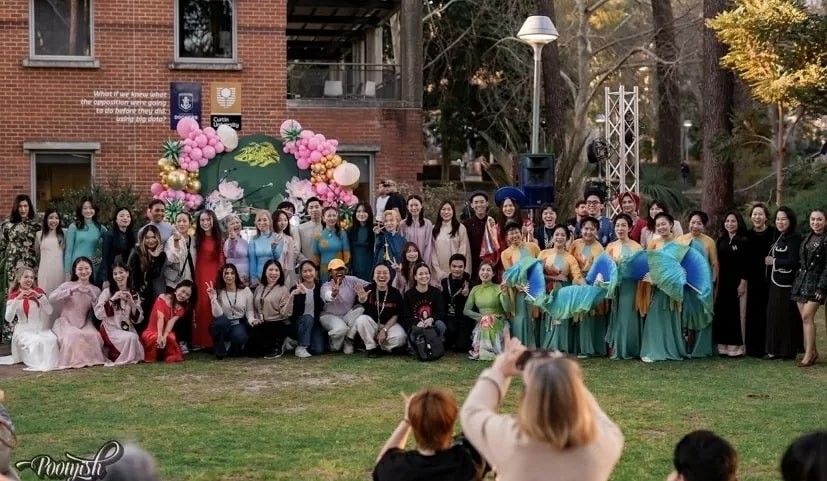 Youthful Spirit of Vietnamese Students Shines at Curtin, Western Australia Youthful Spirit of Vietnamese Students Shines at Curtin, Western Australia