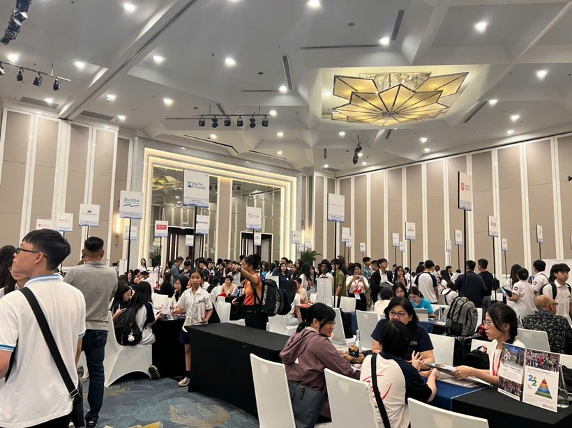 Expanding Study Opportunities in the United States for Vietnamese Students Expanding Study Opportunities in US for Vietnamese Students