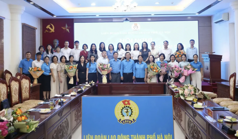 Thành lập 34 Công đoàn cơ sở với hơn 2.100 đoàn viên Thành lập 34 Công đoàn cơ sở với hơn 2.100 đoàn viên