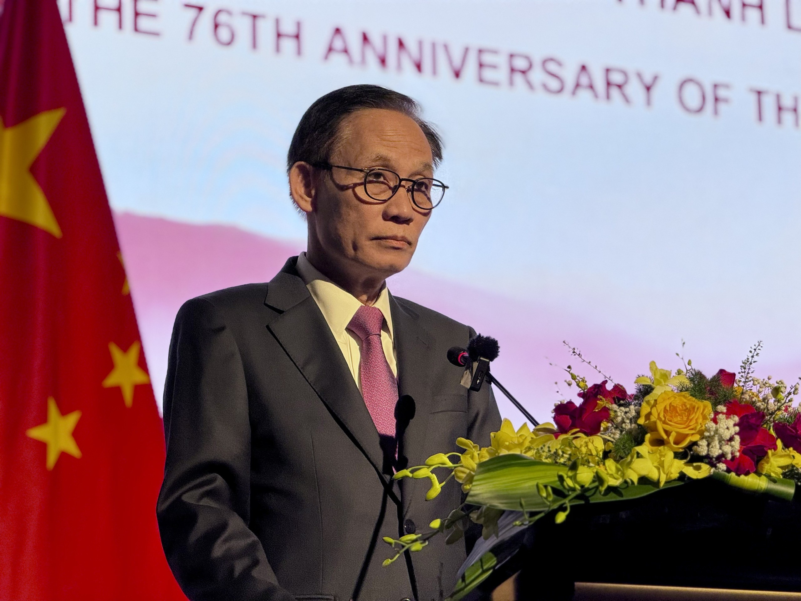 Việt Nam - Trung Quốc: Tăng cường hợp tác, chia sẻ tương lai trong thời đại mới Việt Nam - Trung Quốc: Tăng cường hợp tác, chia sẻ tương lai trong thời đại mới