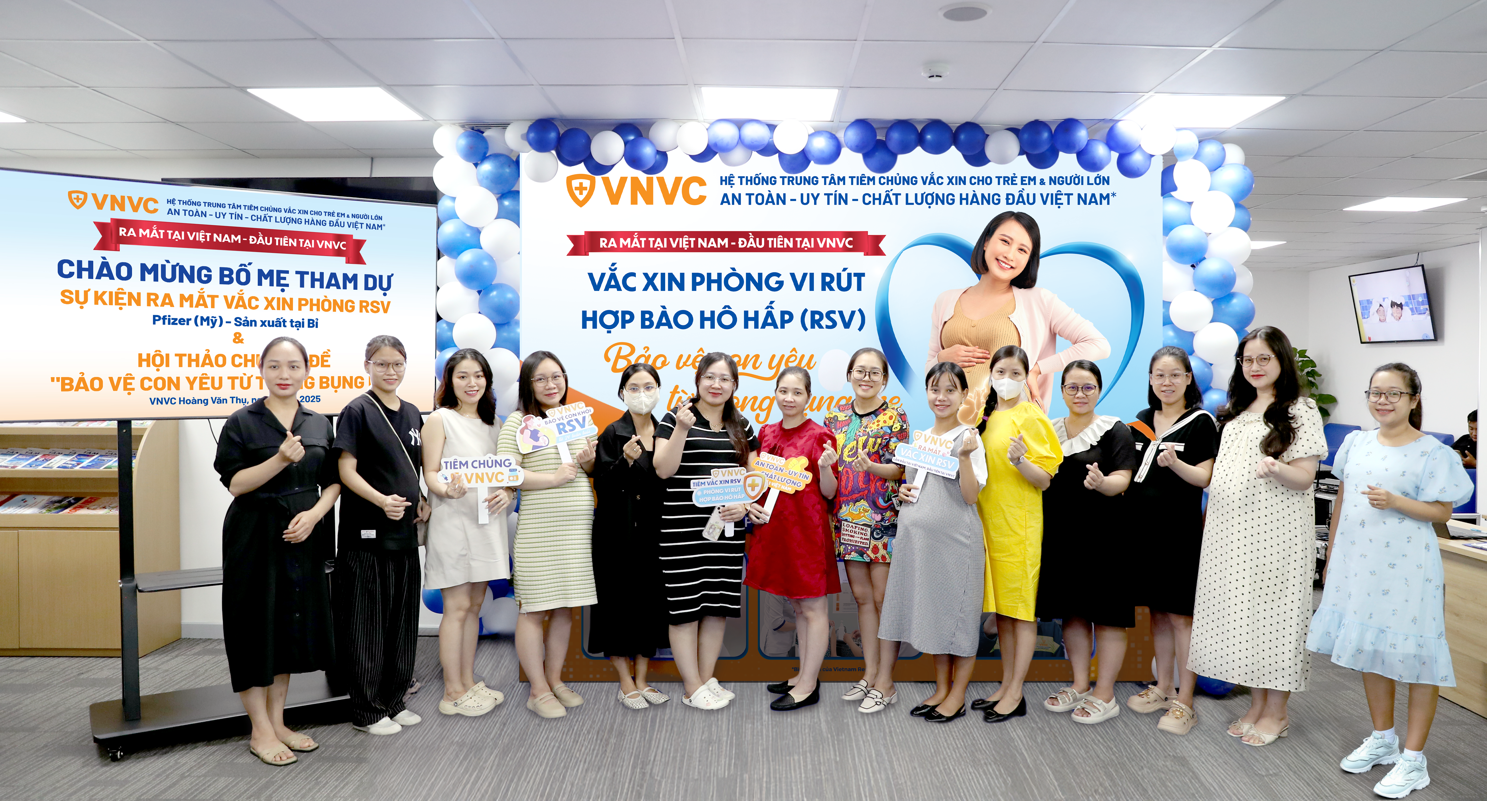 Việt Nam lần đầu có vắc xin phòng virus hợp bào hô hấp RSV tiêm cho mẹ bầu và người cao tuổi