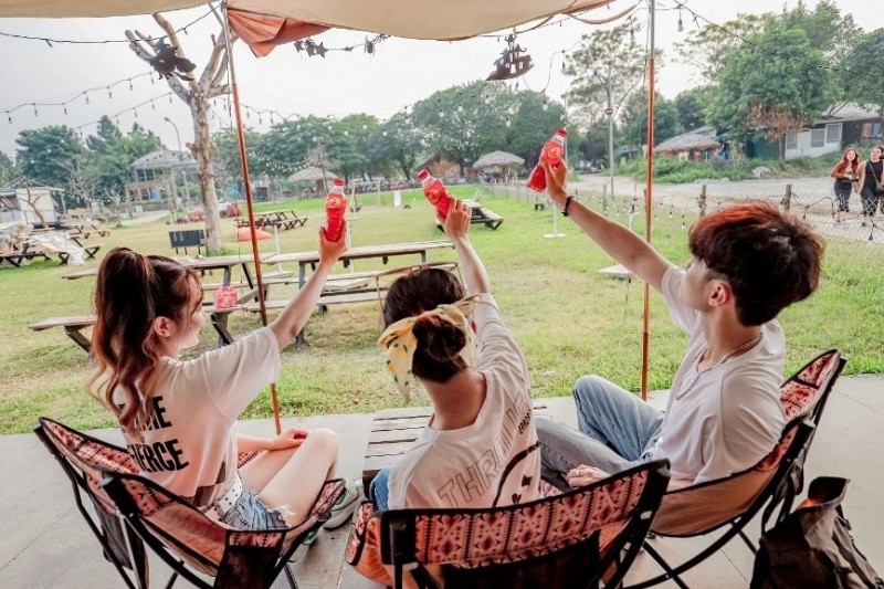 Từ khởi đầu thử thách đến 17 năm bứt phá: Trà Thanh Nhiệt Dr Thanh viết nên chuẩn 3 Không Từ khởi đầu thử thách đến 17 năm bứt phá: Trà Thanh Nhiệt Dr Thanh viết nên chuẩn 3 Không