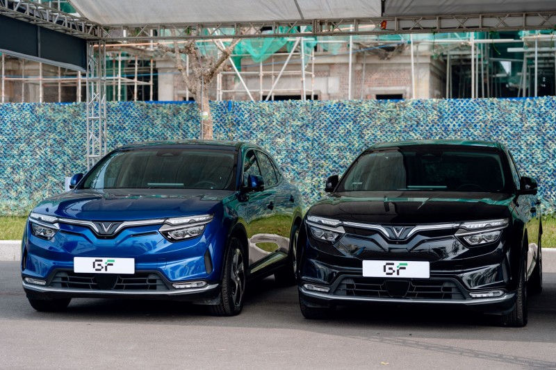 Chuyển từ xe xăng sang VF 8 “lướt” của Green Future, chủ xe khẳng định: “Mọi thứ minh bạch và rõ ràng” Chuyển từ xe xăng sang VF 8 “lướt” của Green Future, chủ xe khẳng định: “Mọi thứ minh bạch và rõ ràng”