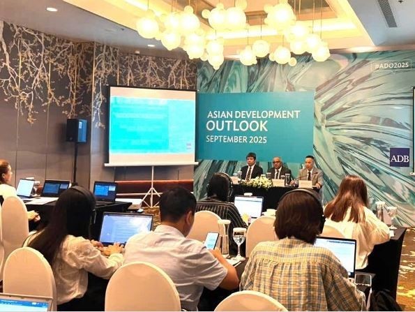 ADB Raises Vietnam's Economic Growth Forecast This Year To 6.7% ADB Raises Vietnam's Economic Growth Forecast This Year To 6.7%