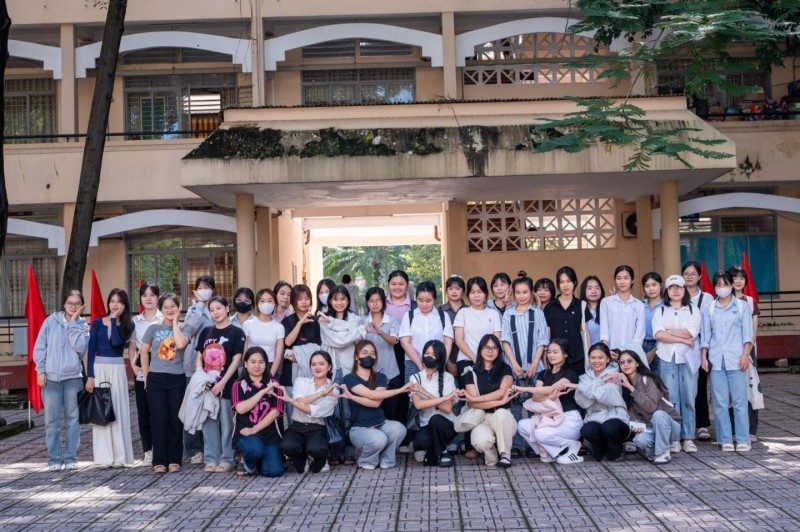 Saigonchildren tài trợ 2,3 tỷ đồng cho 50 sinh viên nữ tại Trường Đại học Đồng Nai Saigonchildren tài trợ 2,3 tỷ đồng cho 50 sinh viên nữ tại Trường Đại học Đồng Nai