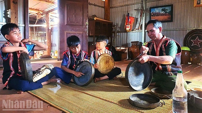 A Lip’s home has become a place where children come to learn the gongs. A Lip’s home has become a place where children come to learn the gongs.
