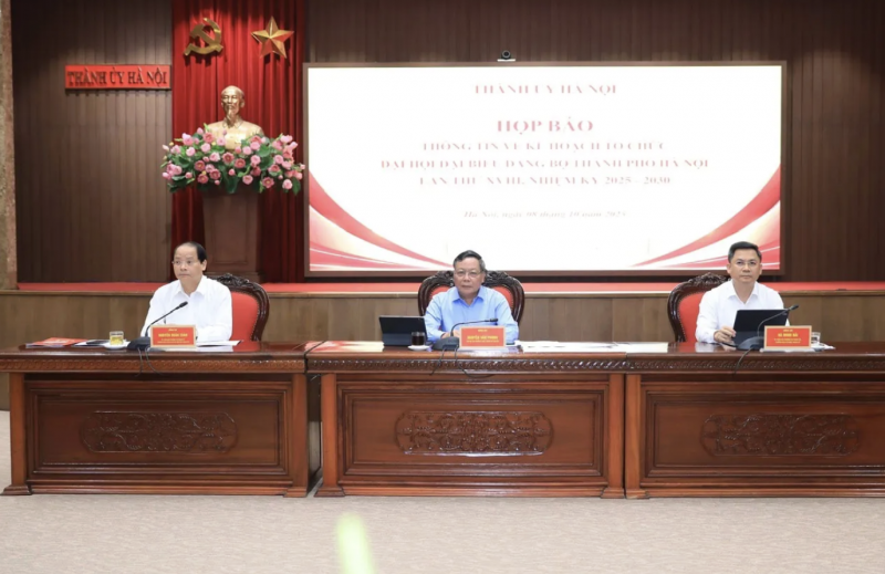 Chuẩn bị tổ chức Đại hội Đảng bộ Thành phố Hà Nội lần thứ XVIII Chuẩn bị tổ chức Đại hội Đảng bộ Thành phố Hà Nội lần thứ XVIII