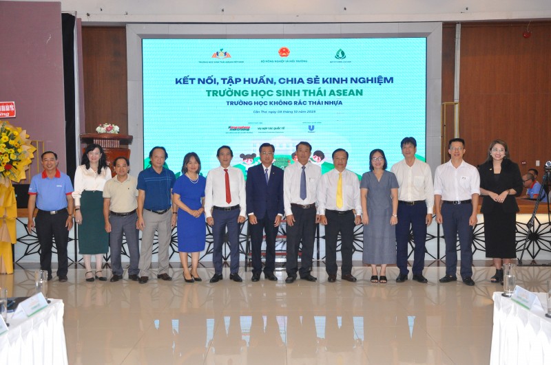 Cần Thơ: Lan tỏa mô hình “Trường học sinh thái ASEAN - Trường học không rác thải nhựa” Cần Thơ: Lan tỏa mô hình “Trường học sinh thái ASEAN - Trường học không rác thải nhựa”
