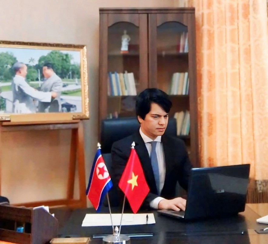 Vietnamese Ambassador to the Democratic People’s Republic of Korea (DPRK) Le Ba Vinh.