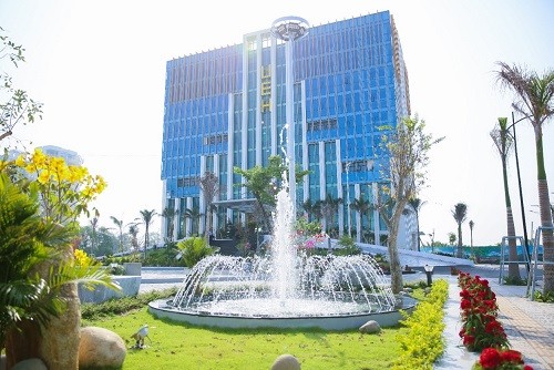 The University of Economics Ho Chi Minh City ranks highest among Vietnamese institutions, in the 501-600 group (Photo: ueh.edu.vn)