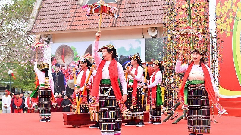 Vietnam Culture Day must genuinely focus on the people, serving as a space to spread and nurture positive values. Vietnam Culture Day must genuinely focus on the people, serving as a space to spread and nurture positive values.