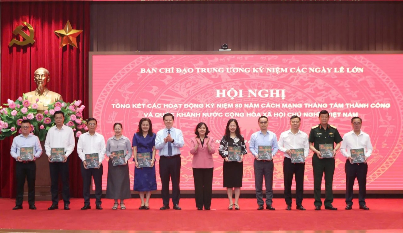 Spreading Message of Aspiration for Independence, Peace and Friendship through A80 Events Spreading Message of Aspiration for Independence, Peace and Friendship through A80 Events