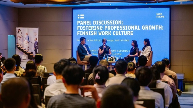 An event introducing job opportunities in Finland to Vietnamese youth. (Photo: Embassy of Finland in Vietnam)