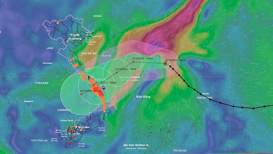 Central Vietnam is bracing for Typhoon Fengshen as it is moving toward the mainland. (Photo: vndmc)